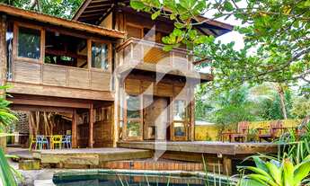 Imagem: Aconhegante residência de praia, pé na