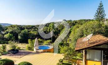 Imagem 3: Incrível residência de campo à venda no condomínio Porto de Ibiúna que possui infraestrutu