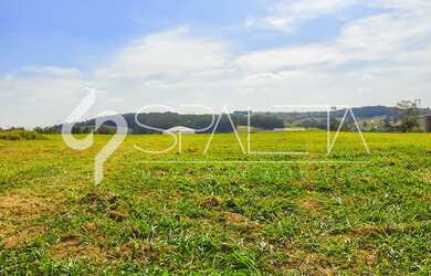 Imagem 4: Terreno com vista sensacional para o lago à venda na Fazenda Serrazul II