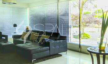 Imagem 6: Linda residência moderna disponível para locação no condomínio Portal do Japy Golf Club em