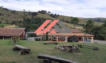 Imagem: SITIO RESIDENCIAL em PIEDADE - SP, Roseiral