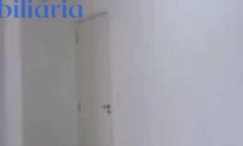 Imagem 2: Apartamento confortável com 63m² no 1° andar, sendo 2 dormitórios, sala ampla com varanda