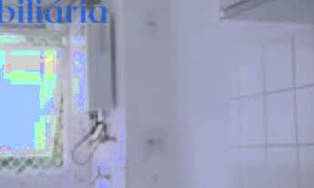 Imagem 3: Apartamento confortável com 63m² no 1° andar, sendo 2 dormitórios, sala ampla com varanda