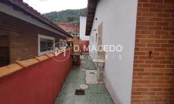 Imagem 4: Imperdível Casa à Venda em Ubatuba: 4 Quartos, 1 Suíte, 2 Salas, 4 Banheiros, 6 Vagas de G