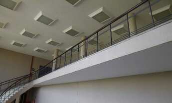 Imagem: 25 vagas na garagem na Avenida Henry Ford