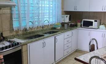 Imagem 3: 3 dormitórios na Rua James Stolz