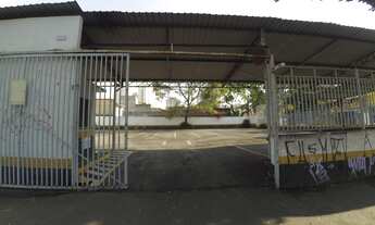 Imagem 4: Estacionamento / Terreno