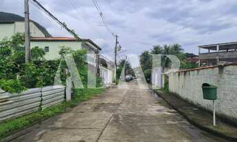 Imagem 2: Terreno de 360m² em condomínio de luxo em Vargem Pequena, Rio de Janeiro-RJ: uma oportunid