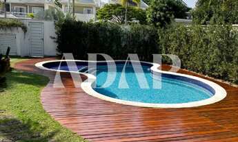 Imagem 2: Luxuosa casa em condomínio na Barra da Tijuca, Rio de Janeiro - 4 quartos, 4 suítes e 480m