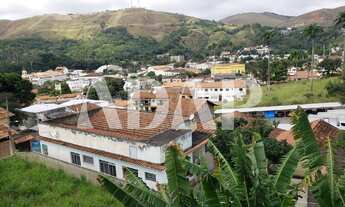 Imagem: Imperdível Casa à Venda em Vassouras-RJ