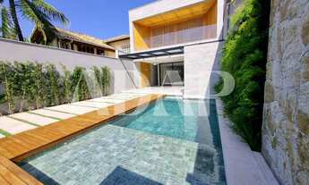 Imagem: Casa de luxo em condomínio na Barra da