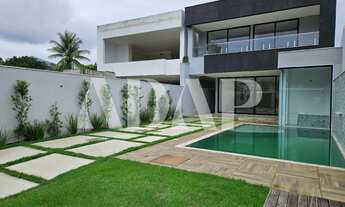 Imagem: Casa luxuosa à venda na Barra da Tijuca