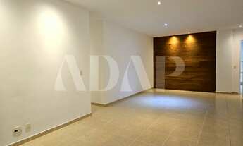 Imagem 7: Apartamento todo Planejado com 157 m², 3 Quartos e 2 Vagas em Localização Privilegiada