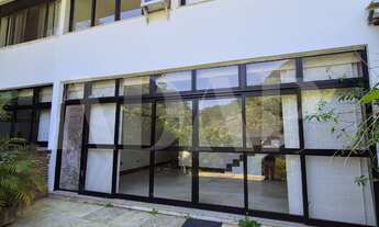 Imagem 2: Viva a experiência de morar em meio a natureza, casa em condomínio com 5 quartos e 1 suíte