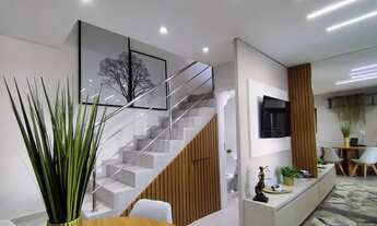 Imagem 2: EXCELENTE SOBRADO GEMINADO pronto para morar, totalmente Mobiliado com 02 suítes!!!