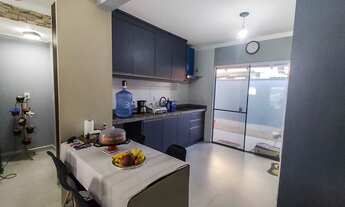 Imagem 3: Sobrado Geminado com 02 Suítes SEMIMOBILIADO - Localizado na Meia Praia á 650 metros do M