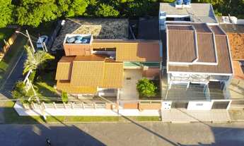 Imagem 5: Casa com terreno de esquina no Centro, com estado de nova!