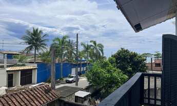 Imagem: Vendo amplo sobrado, 3 quartos, a 60 mts