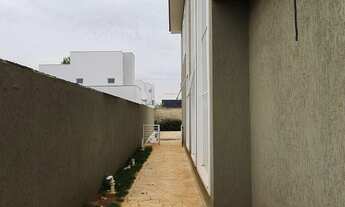 Imagem 4: Linda casa no condominio vila paradiso