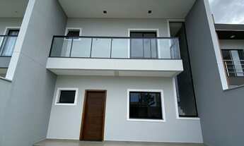 Imagem: Sobrado a venda no bairro Itacolomi em Piçarras-SC