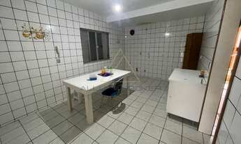 Imagem 7: Casa a venda com otima localização no centro de Balneario Piçarras, apenas 190 metros da p