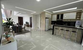 Imagem: Casa de alto padrão a venda em Balneário