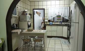 Imagem 2: Casa sozinha no terreno no centro de Penha - SC