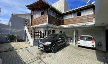 Imagem 3: Casa a venda no centro de Balneario Piçarras próximo a mercado e todo comercio em geral, 5