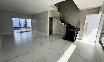 Imagem 4: Imperdível oportunidade de casa com 3 quartos e suíte no Centro de Penha-SC, 135,23 m² e 2