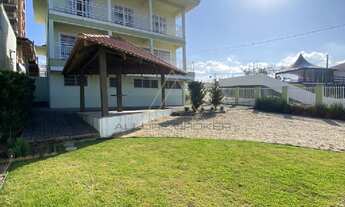 Imagem 6: Casa frente mar e frente para Avenida no bairro itacolomi em Balneário Piçarras - SC!
