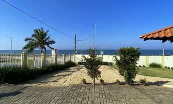Imagem 7: Casa frente mar e frente para Avenida no bairro itacolomi em Balneário Piçarras - SC!