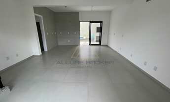 Imagem 2: Sobrado com Piscina a 350 metros da avenida em piçarras no Itacolomi!