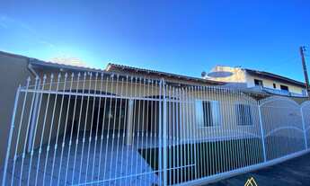 Imagem 3: Casa para locação no centro de Piçarras-SC