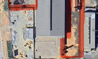 Imagem 3: Galpão para venda com dois lotes laterais no Cajuru em Sorocaba, próximo ao acesso à Rodov