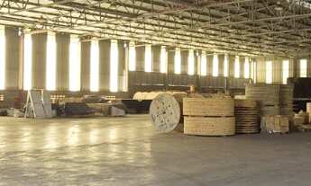 Imagem: Galpão para venda com dois lotes laterais