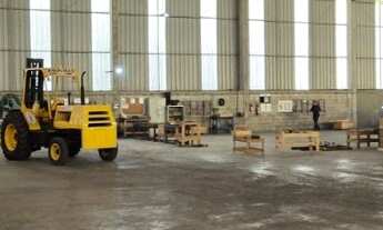 Imagem 2: Galpão para venda com dois lotes laterais no Cajuru em Sorocaba, próximo ao acesso à Rodov