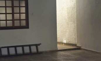 Imagem 2: Casa à venda na Vila Santa Rita com 3 quartos , sendo uma suíte e na parte de baixo um apa