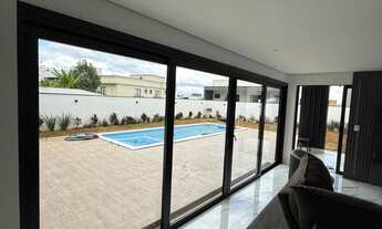 Imagem 4: Casa sobrado para locação ou venda no Alphaville Nova Esplanada 3 com 3 suítes, pacote com