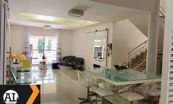 Imagem 2: Lindo Sobrado à venda no Condomínio granja Olga 1 com 4 suítes todas com armários, suítes