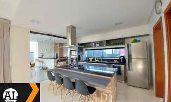 Imagem 2: Maravilhosa casa á venda no condomínio Chácara Ondina em Sorocaba com 263 m2 de área const