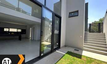 Imagem 4: Maravilhosa casa á venda no Condomínio Alphaville 1, com 305m2 de área construída em um te