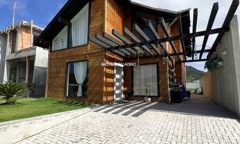 Imagem: CASA RESIDENCIAL em BOMBINHAS - SC, ZIMBROS