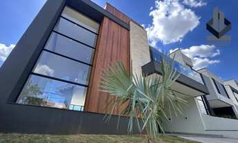 Imagem 3: Casa de luxo no Condomínio Residencial Milano: 4 quartos, 4 suítes, 3 salas, 6 banheiros