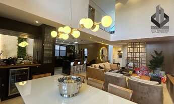 Imagem 6: Residência de Luxo em Condomínio Fechado - 3 Quartos, 3 Suítes, 2 Salas, 5 Banheiros, 4 Va