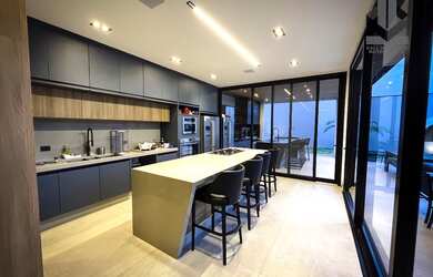 Imagem 5: Luxuosa casa em condomínio à venda em Indaiatuba-SP, no bairro Parque Villa dos Pinheiros