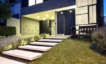 Imagem: Sobrado de luxo em condomínio exclusivo