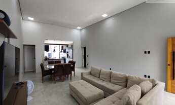 Imagem 3: Casa de Luxo em Condomínio: 3 suítes, 3 salas, 5 banheiros, 4 vagas - Bragança Paulista, E