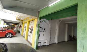 Imagem: Loja ampla com 100m porão de aproximadamente