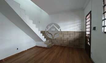 Imagem 2: Casa 02 quartos com suite duplex 01 vaga coberta a venda bairro Vale das Acácias em Santa