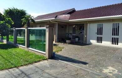 Imagem 2: Casa à venda - no Aeroclube